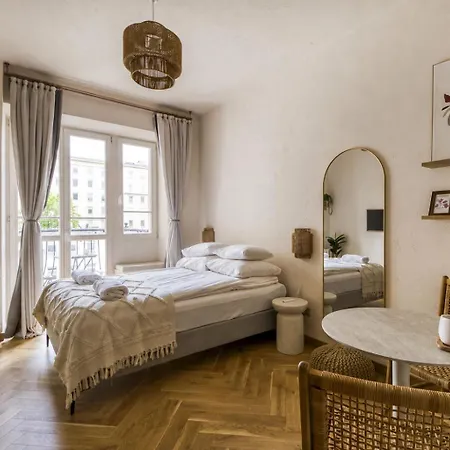 Night Poznanska Luxury Apartamento *